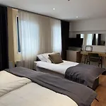 Astra 4*