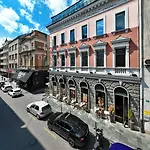 Astra Отель 4*