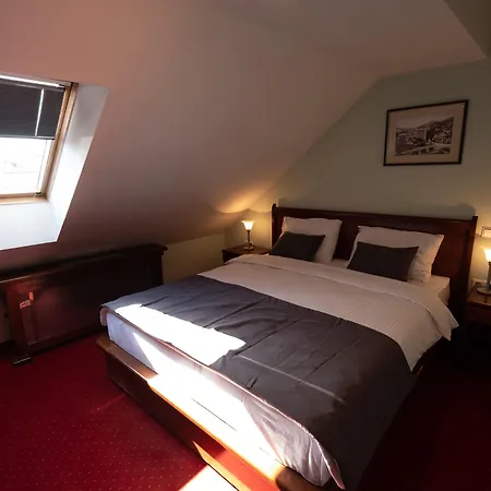 Hotel Astra