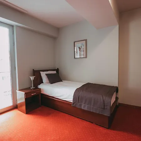 Hotel Astra 4*