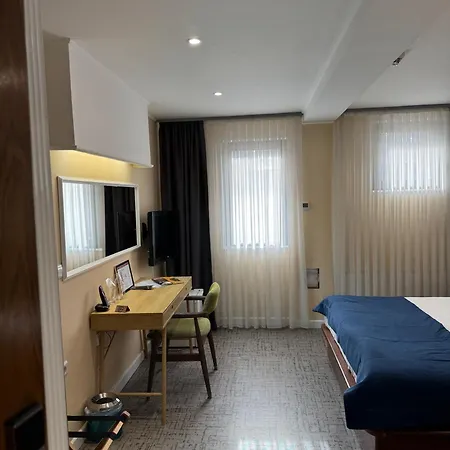 Astra 4*